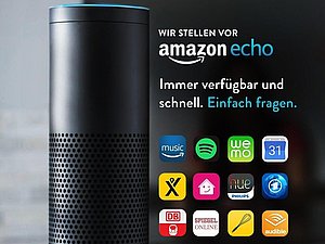 Amazon Echo mit Text: "Wir stellen vor Amazon Echo; Immer verfügbar und schnell. Einfach fragen."